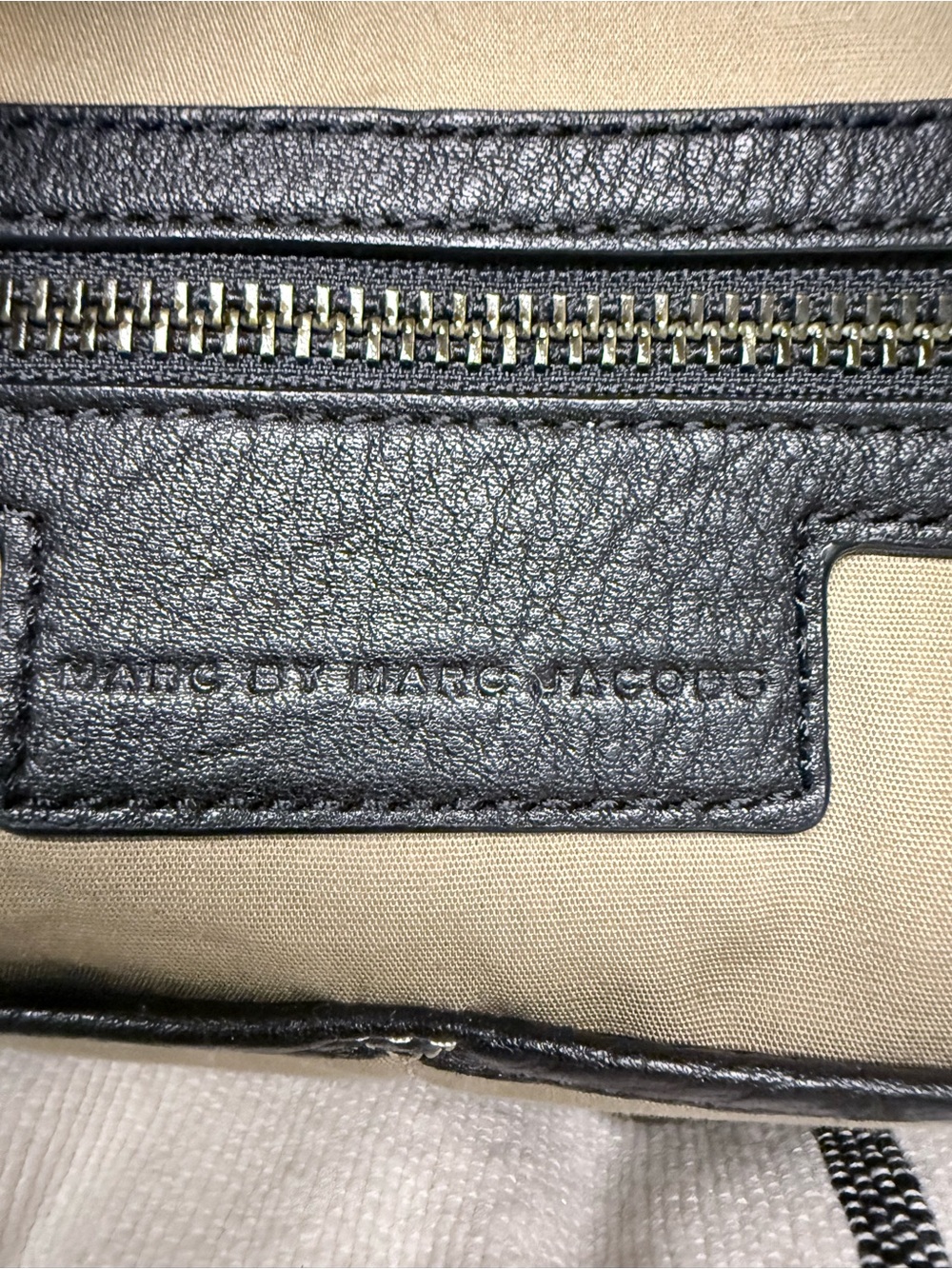 Marc by Marc Jacobs Black Leather Duffel Bag - Picture 3 of 10